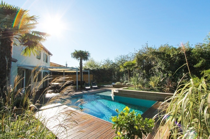 Quelles sont les formalités administratives pour la construction d'une piscine ?