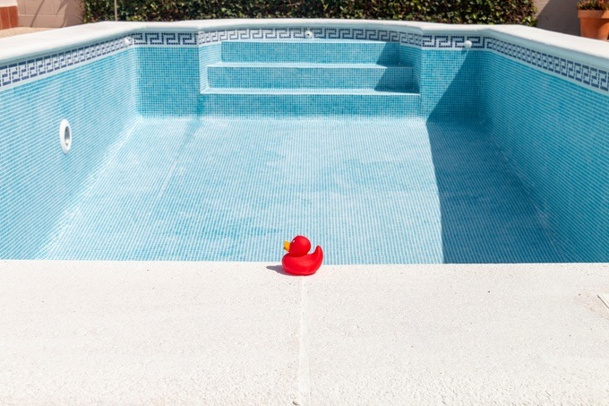 FAUT-IL VIDANGER SA PISCINE ?